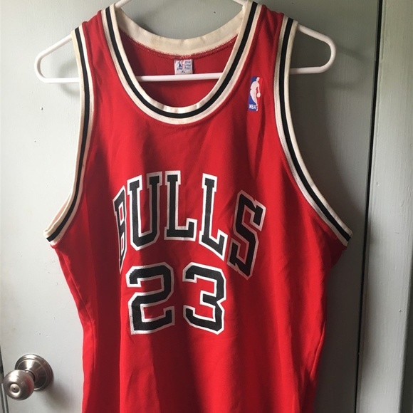 jordan jersey 23 red